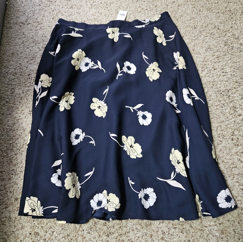 Ann Taylor Blue And Yellow Floral Skirt